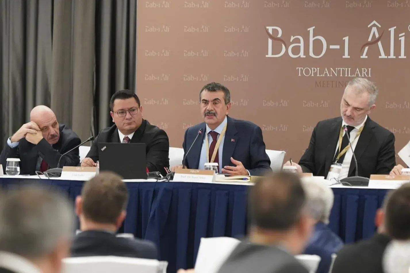 Bakan Tekin 
