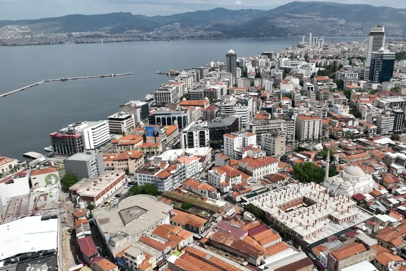 İzmir Tarihi Liman Kenti UNESCO’da kalıcı liste yolunda... Dosya 2026’da sunulacak, gözler 2028