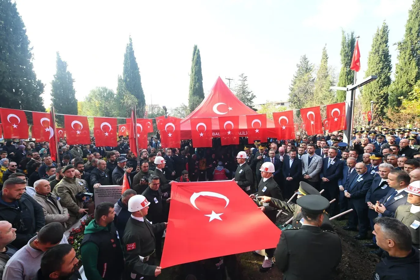 Balıkesir, şehit Uzman Çavuş Emre Sayın