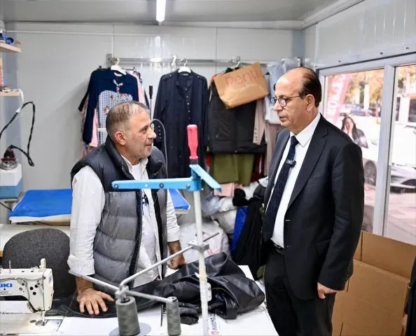 Yeşilyurt Belediye Başkanı Geçit Esnaf Ziyaretlerini Sürdürüyor