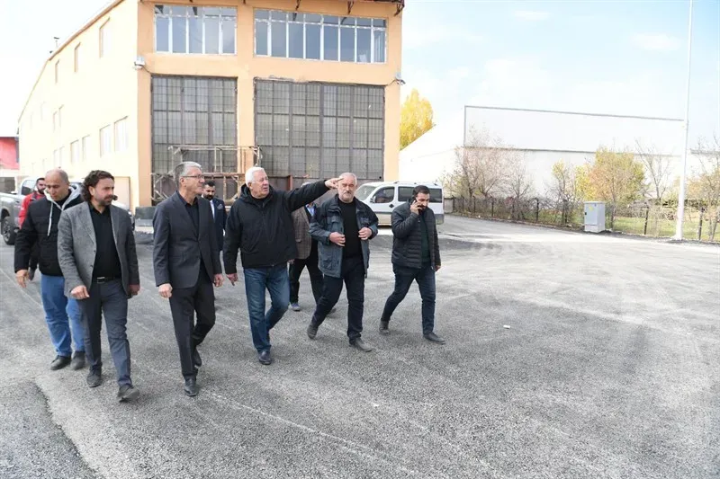 Muş Belediye Eşbaşkanı Sırrı Söylemez Sanayi Sitesi