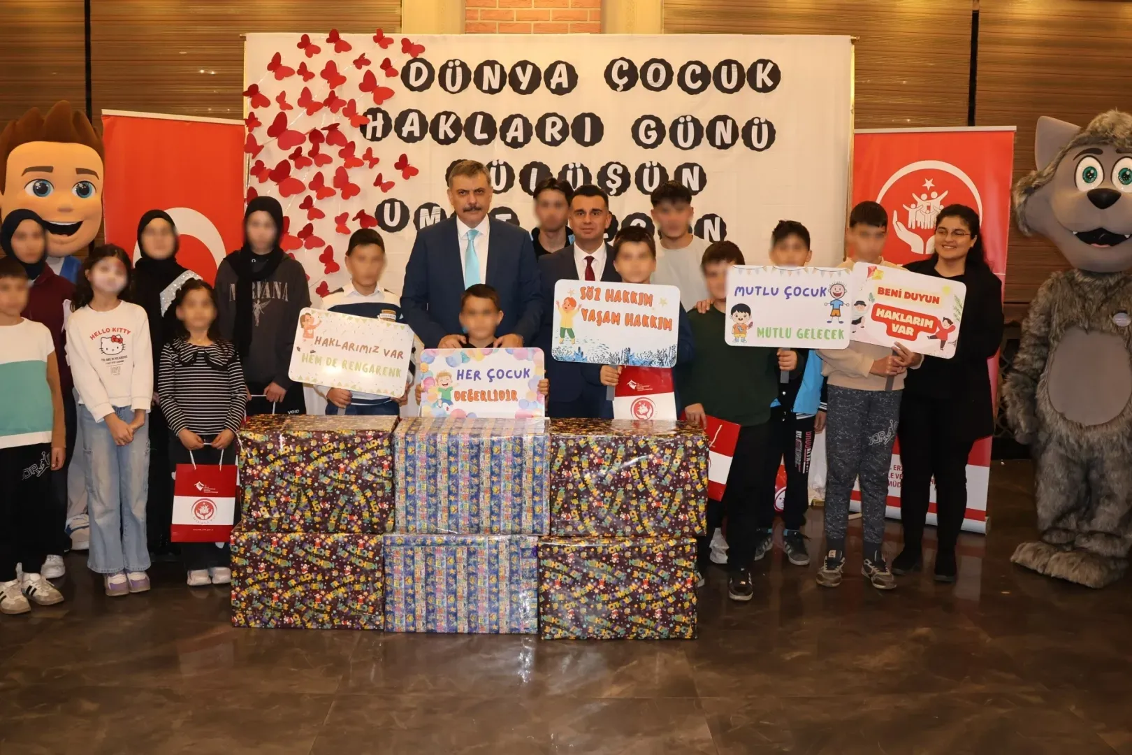 Erzurum’da çocukların gülüşü umuda dönüştü