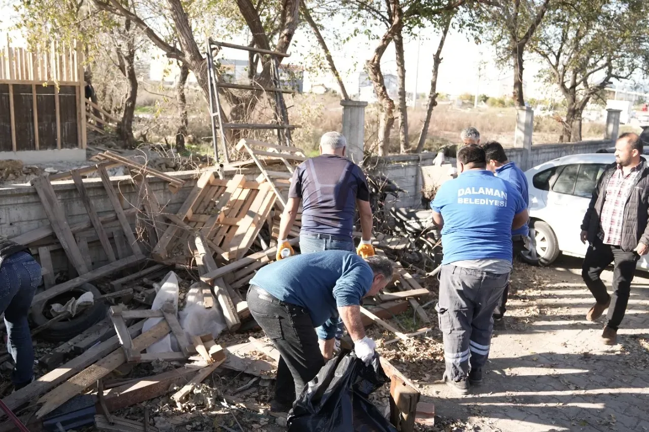 Muğla Dalaman’da 25 bin ton atık toplandı