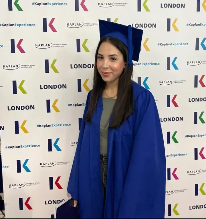 Öncelikle sizi tanıyabilir miyiz? Diyetisyenlik mesleğini seçmenizde ne etkili oldu?