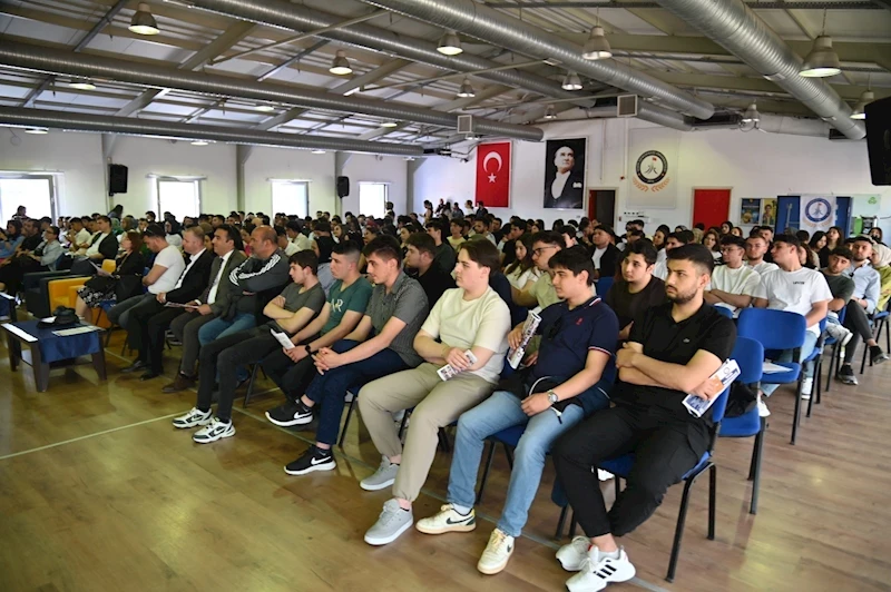 Büyükşehir’den Üniversite Tanıtım Gezisiyle Öğrencilere Kariyer Desteği