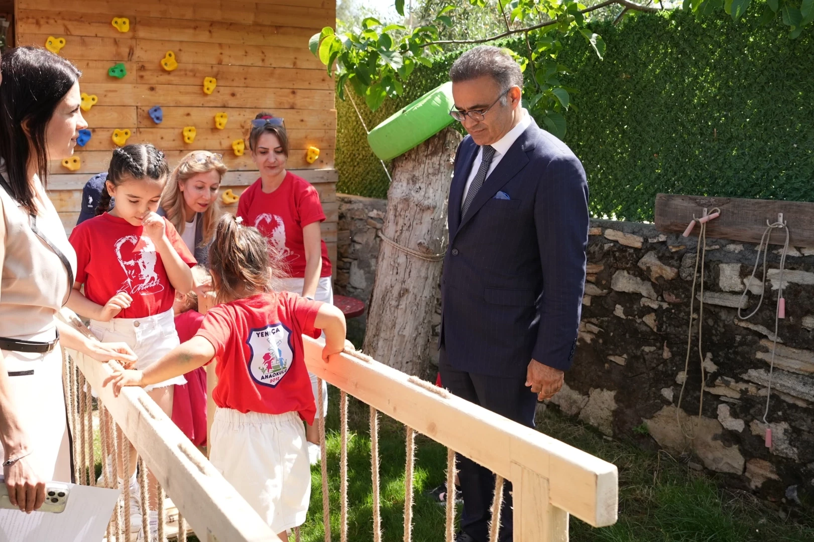 İzmir’de Açık Hava Sınıfı ve Deprem Eğitim Parkuru açıldı