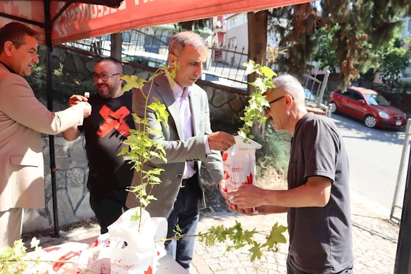 CHP İZMİT MECLİS ÜYELERİ HALKLA İÇ İÇE HER DAİM SAHADA!