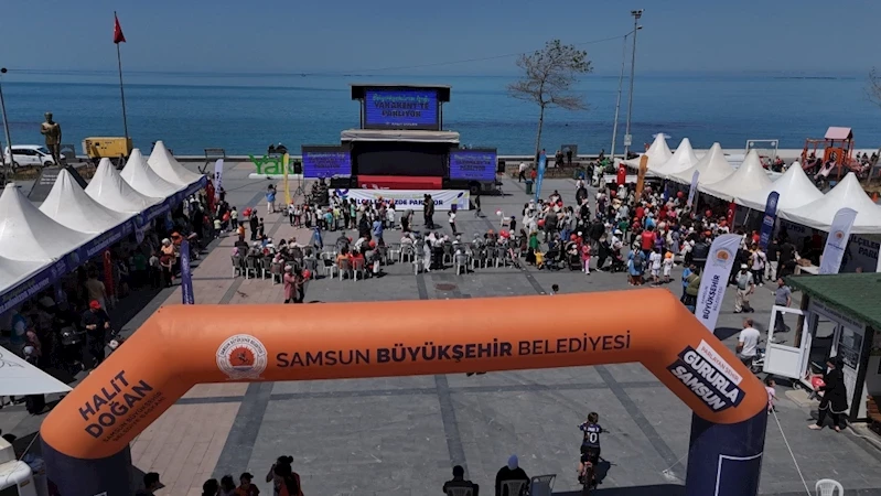 BÜYÜKŞEHİR’İN IŞIĞI İLÇELERDE PARLADI