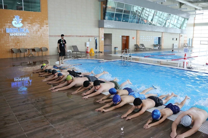 MERAMLI ÇOCUKLAR YAZA VE SPORA “MERHABA” DEDİ