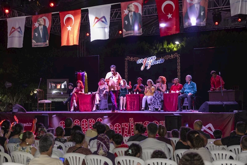 Mersinliler Bu Yaz Sanata Büyükşehir İle Doydu